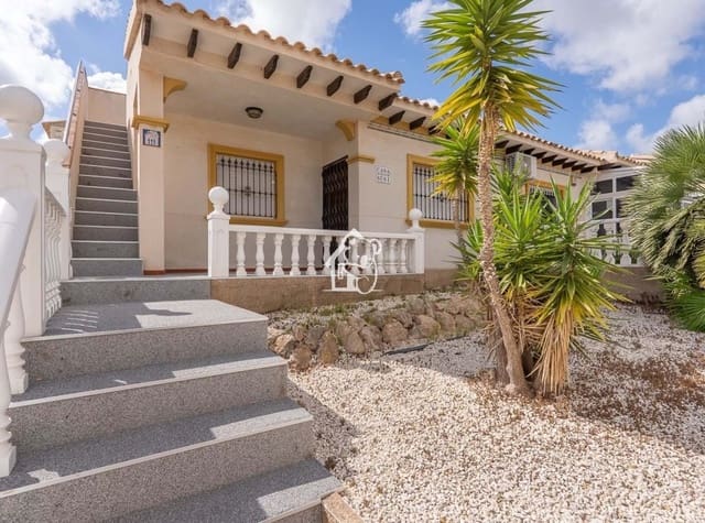 Maison de Ville de 2 chambres à louer à Villamartin, Orihuela avec piscine garage - 1 350 € (Ref: 9777309)