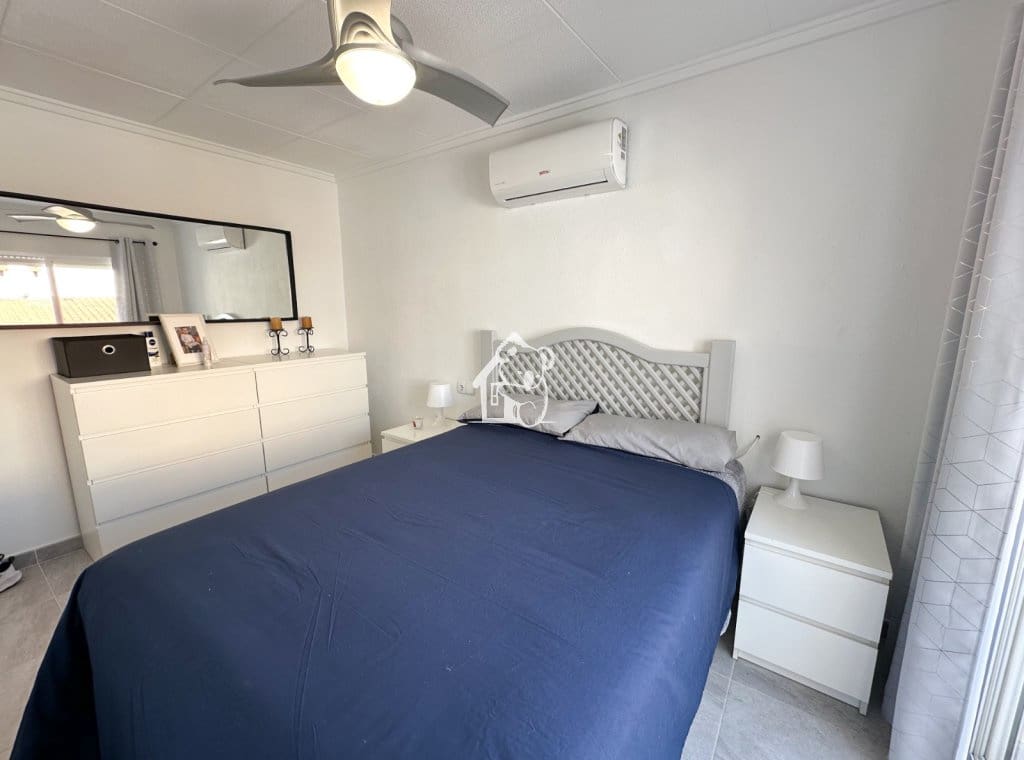 2 makuuhuone Huvila vuokrattavana paikassa San Fulgencio - 1 000 € (Ref: 9793815)