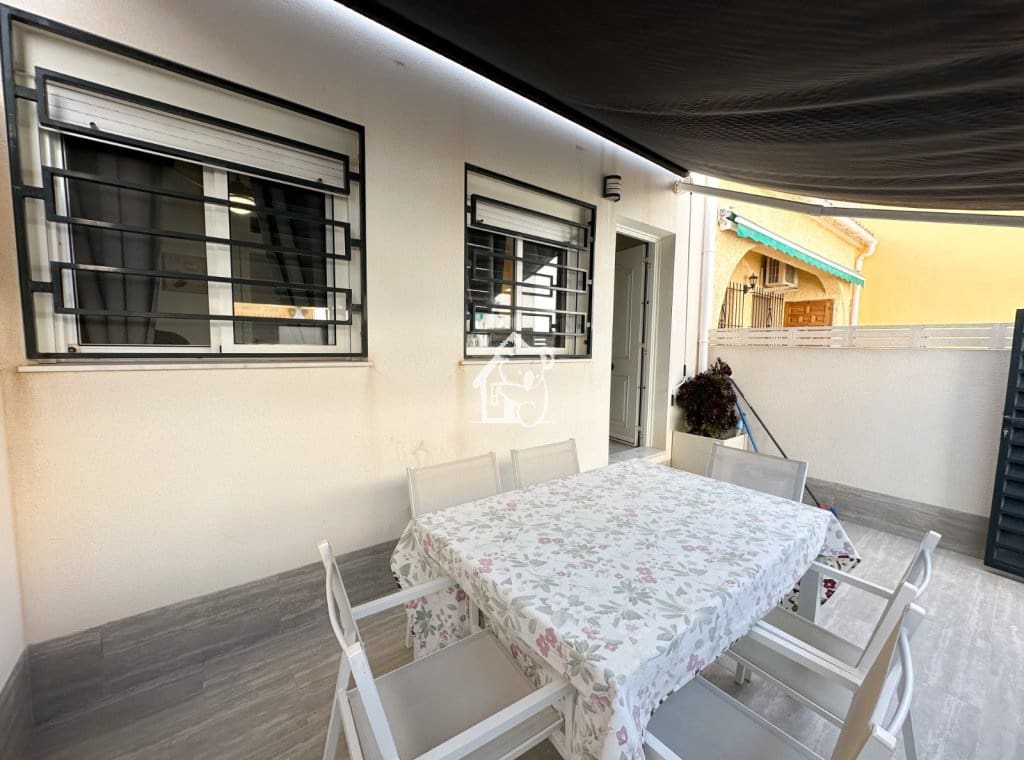 2 makuuhuone Huvila vuokrattavana paikassa San Fulgencio - 1 000 € (Ref: 9793815)