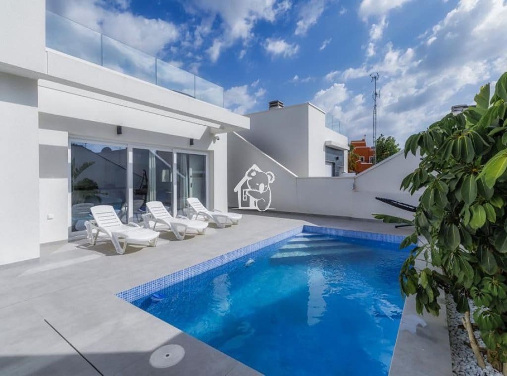 3 Zimmer Haus zu verkaufen in Los Montesinos mit Pool - 300.000 € (Ref: 9796280)