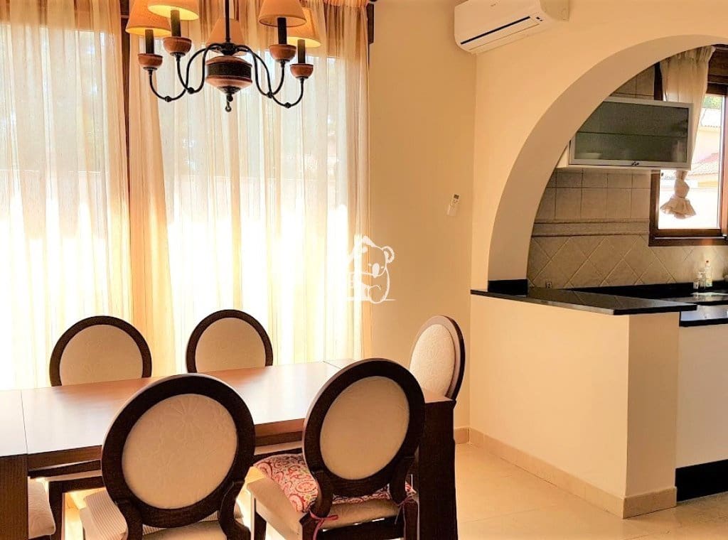 4 slaapkamer Villa te huur in Orihuela Costa met zwembad garage - € 2.700 (Ref: 9796281)