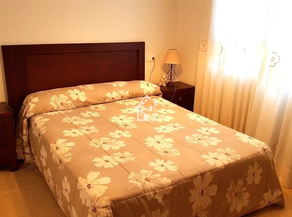 4 slaapkamer Villa te huur in Orihuela Costa met zwembad garage - € 2.700 (Ref: 9796281)