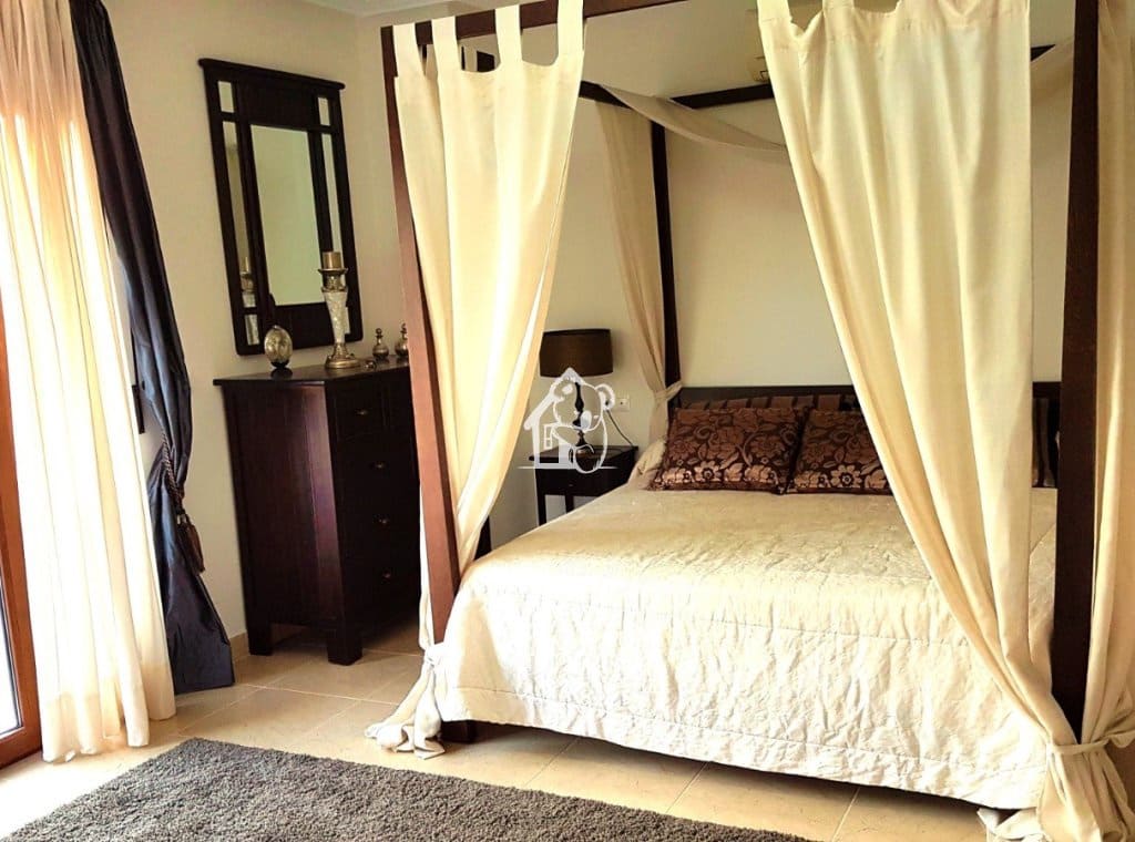 4 slaapkamer Villa te huur in Orihuela Costa met zwembad garage - € 2.700 (Ref: 9796281)