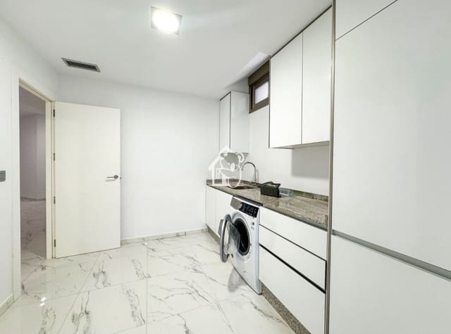 5 sypialnia Willa do wynajęcia w Los Almendros (Orihuela Costa), Orihuela z basenem - 2 750 € (Ref: 9803831)