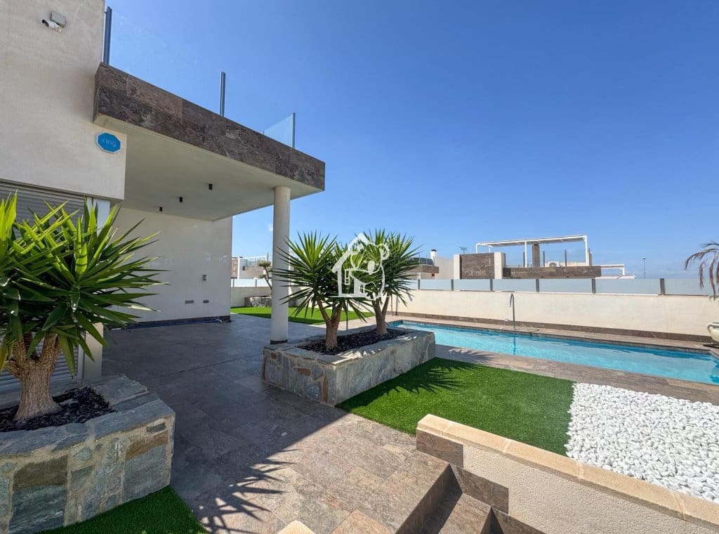 5 sypialnia Willa do wynajęcia w Orihuela Costa z basenem - 2 750 € (Ref: 9803831)