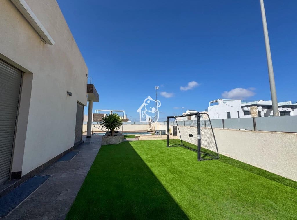 5 sypialnia Willa do wynajęcia w Orihuela Costa z basenem - 2 750 € (Ref: 9803831)