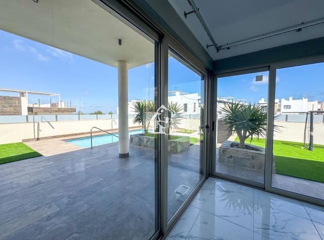 5 sypialnia Willa do wynajęcia w Los Almendros (Orihuela Costa), Orihuela z basenem - 2 750 € (Ref: 9803831)