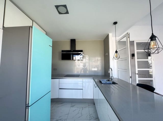 5 sypialnia Willa do wynajęcia w Los Almendros (Orihuela Costa), Orihuela z basenem - 2 750 € (Ref: 9803831)