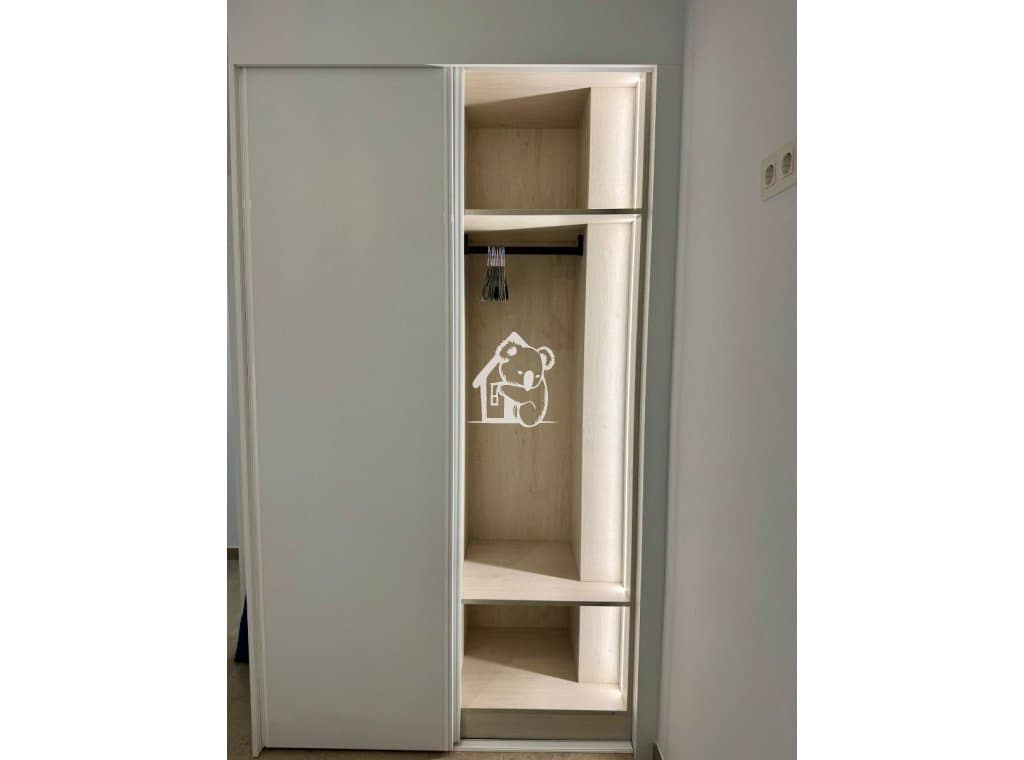 1 bedroom Apartment for rent in Torrevieja with pool - € 850 (Ref: 9803833)