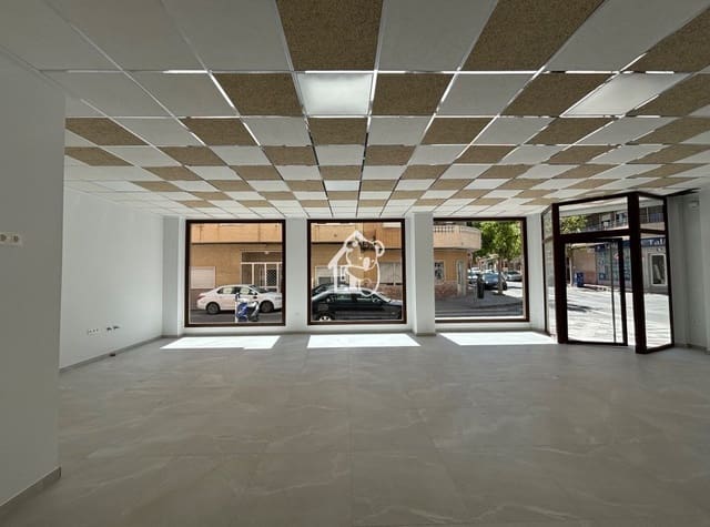 1 Zimmer Gewerbe zu vermieten in Las Piscinas Naturales, Torrevieja - 1.800 € (Ref: 9805858)