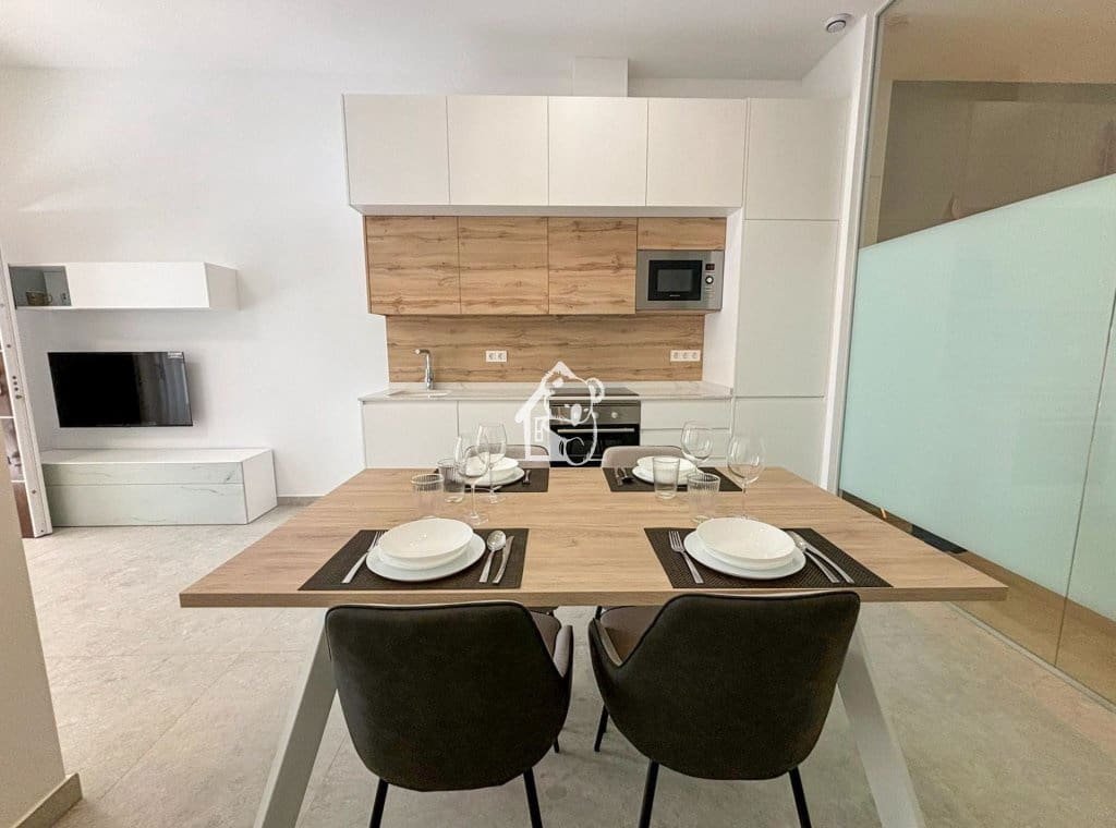 1 soveværelse Studio til leje i Torrevieja - € 800 (Ref: 9805859)