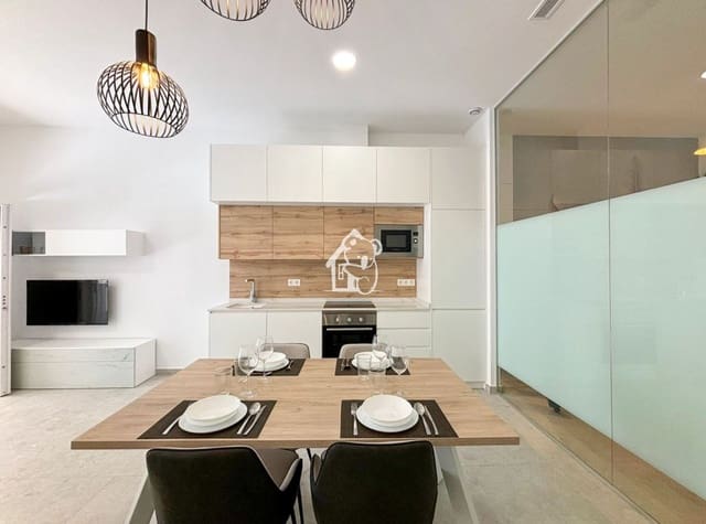 1 soveværelse Studio til leje i Playa de los Locos, Torrevieja - € 800 (Ref: 9805859)