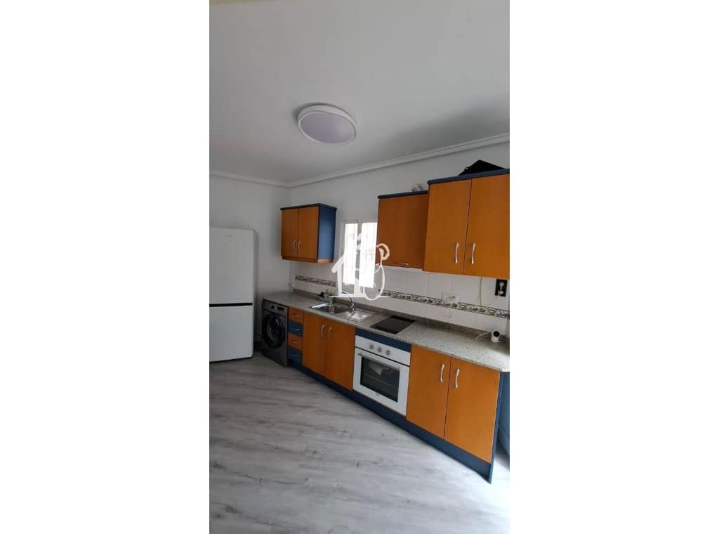 Studio de 1 chambre à louer à San Miguel de Salinas - 500 € (Ref: 9805860)