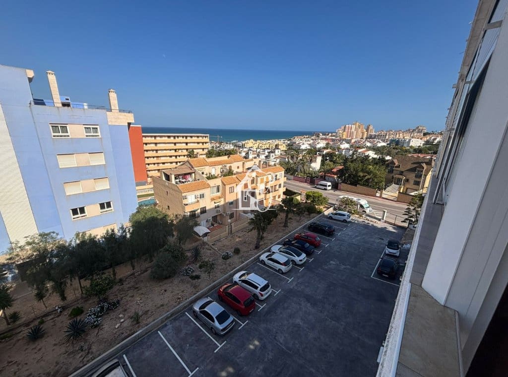 1 Zimmer Apartment zu vermieten in Torrevieja - 650 € (Ref: 9805861)