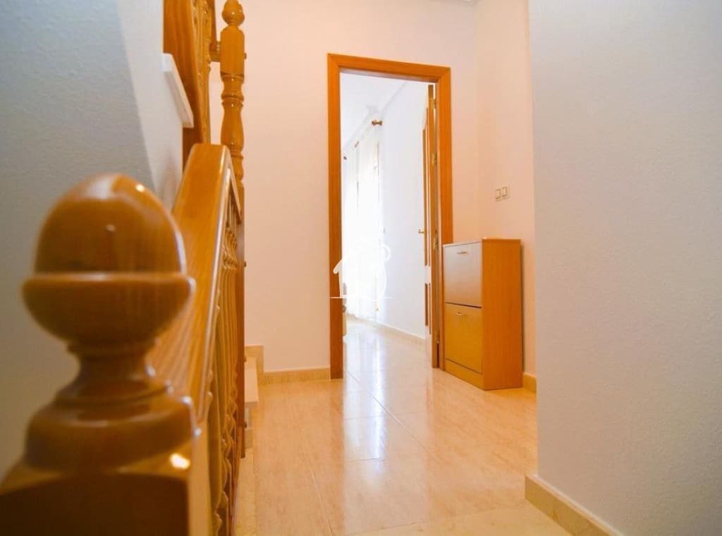 2 soverom Hus til leie i Torre de la Horadada med svømmebasseng - € 1 500 (Ref: 9815364)