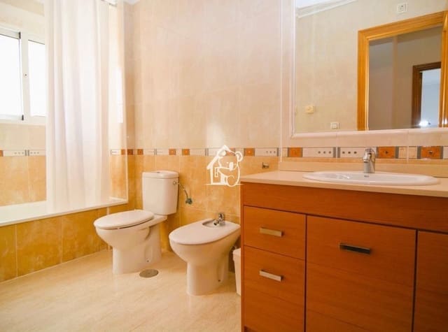 2 soverom Hus til leie i Torre de la Horadada, Pilar de la Horadada med svømmebasseng - € 1 500 (Ref: 9815364)