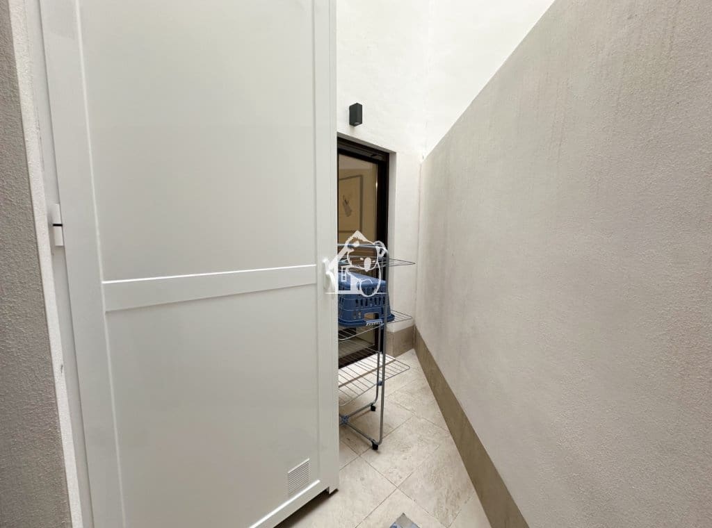 1 quarto Apartamento para arrendar em Torrevieja com piscina - 850 € (Ref: 9815366)