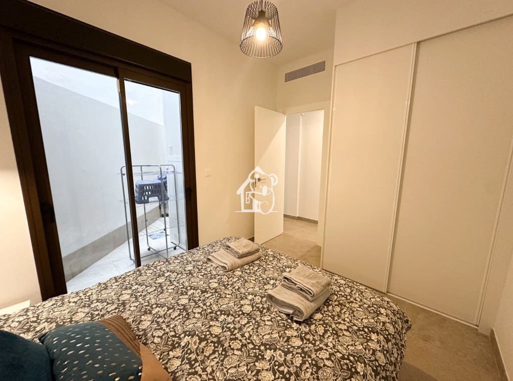 1 quarto Apartamento para arrendar em Torrevieja com piscina - 850 € (Ref: 9815366)