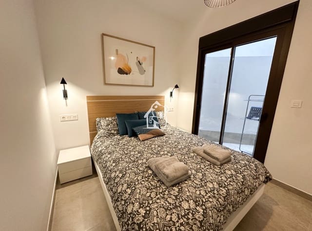 1 quarto Apartamento para arrendar em Playa de los Locos, Torrevieja com piscina - 850 € (Ref: 9815366)