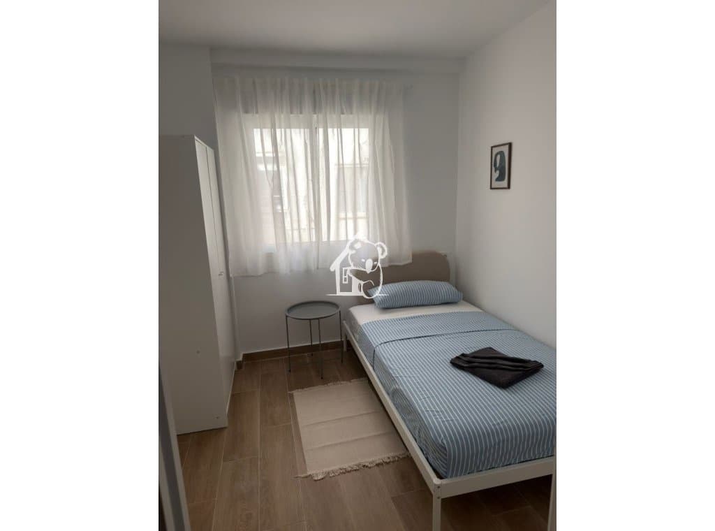3 makuuhuone Huoneisto vuokrattavana paikassa Torrevieja - 1 200 € (Ref: 9816769)