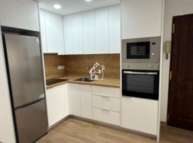 3 makuuhuone Huoneisto vuokrattavana paikassa Centro - Muelle Pesquero, Torrevieja - 1 200 € (Ref: 9816769)