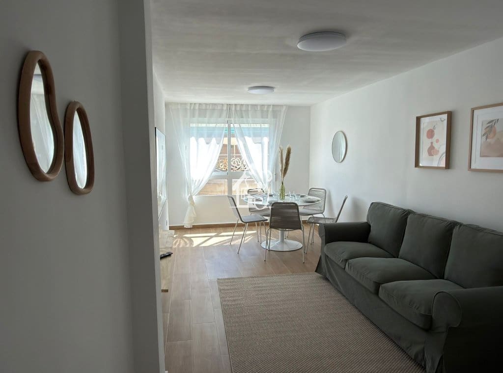 3 makuuhuone Huoneisto vuokrattavana paikassa Torrevieja - 1 200 € (Ref: 9816769)