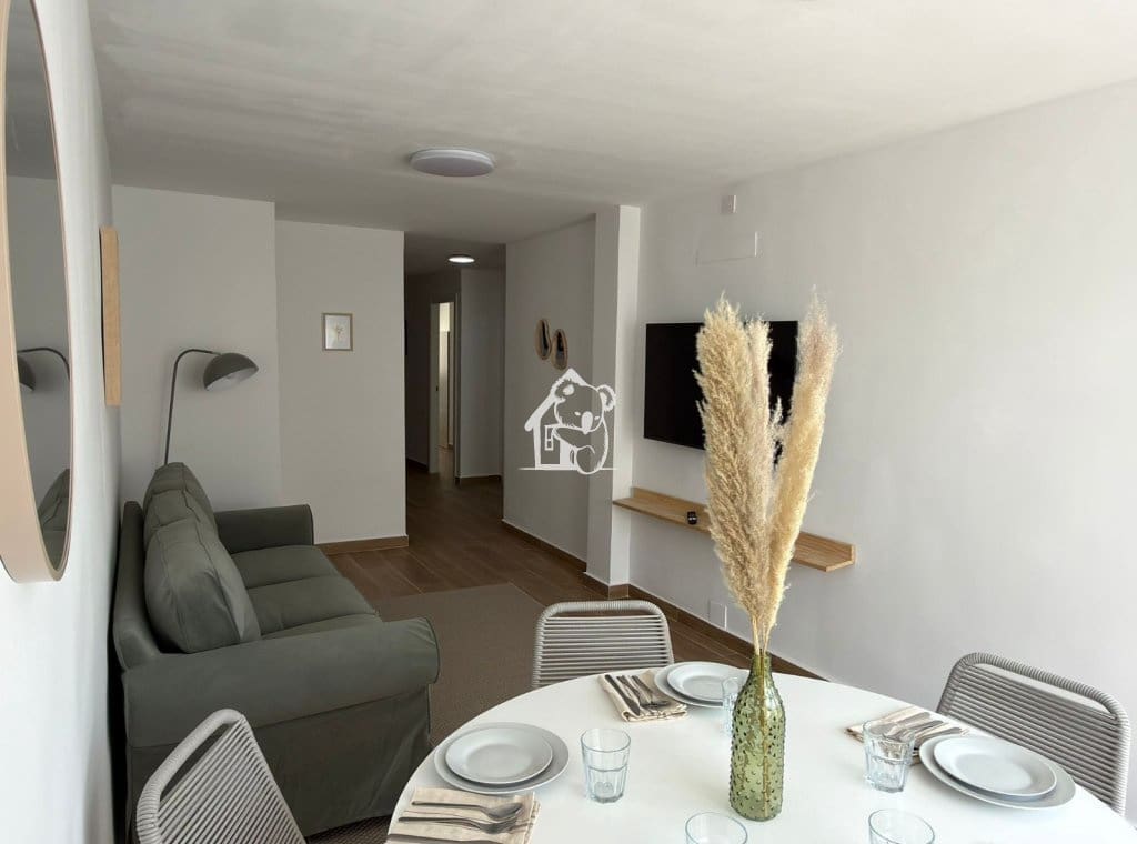 3 makuuhuone Huoneisto vuokrattavana paikassa Torrevieja - 1 200 € (Ref: 9816769)
