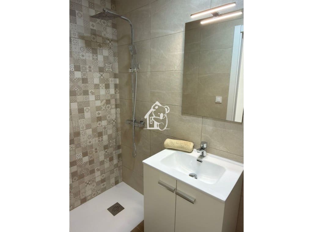 3 makuuhuone Huoneisto vuokrattavana paikassa Torrevieja - 1 200 € (Ref: 9816769)