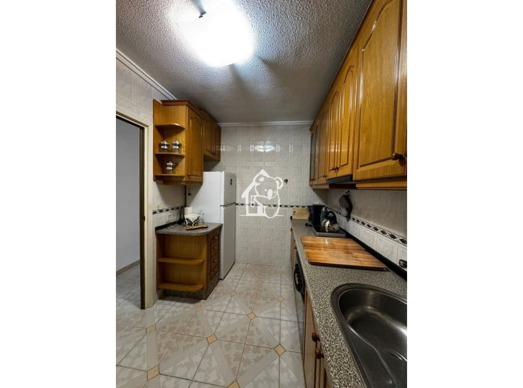 3 camera da letto Appartamento da affittare in Torrevieja - 900 € (Rif: 9816770)