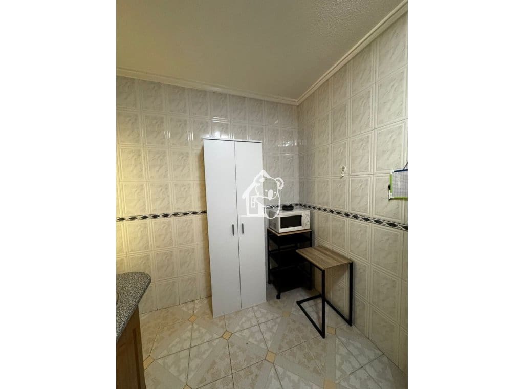 3 camera da letto Appartamento da affittare in Torrevieja - 900 € (Rif: 9816770)