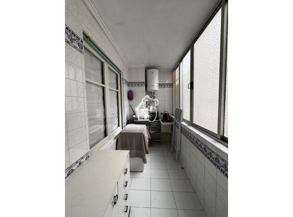 3 camera da letto Appartamento da affittare in Torrevieja - 900 € (Rif: 9816770)