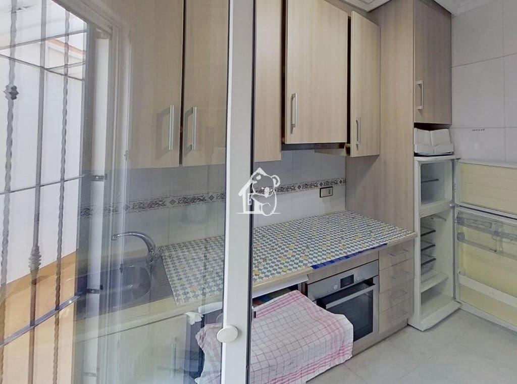 3 sovrum Villa att hyra i La Florida - 1 000 € (Ref: 9819731)