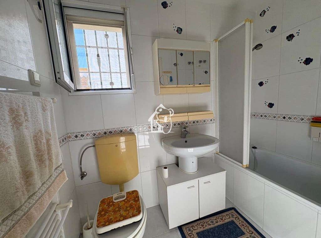 3 sovrum Villa att hyra i La Florida - 1 000 € (Ref: 9819731)