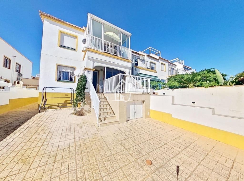 3 sovrum Villa att hyra i La Florida - 1 000 € (Ref: 9819731)