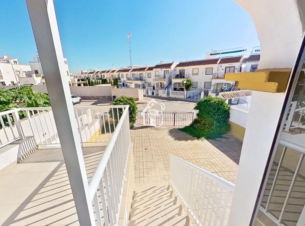 3 sovrum Villa att hyra i La Florida - 1 000 € (Ref: 9819731)