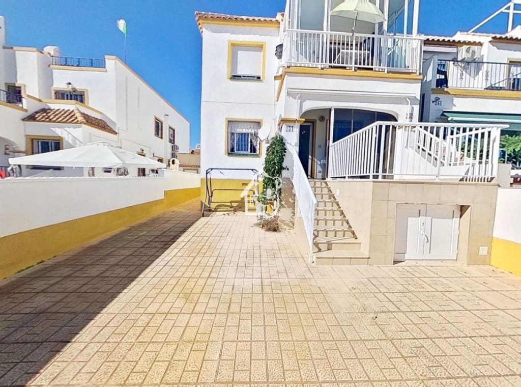 3 sovrum Villa att hyra i La Florida - 1 000 € (Ref: 9819731)