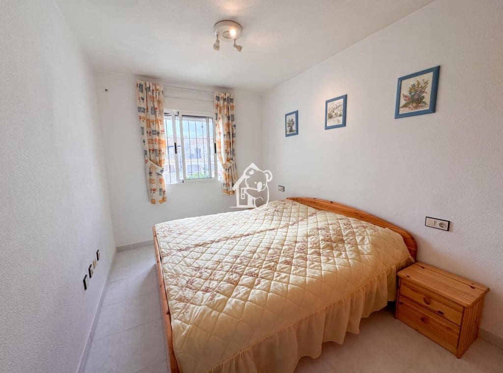 3 soverom Villa til leie i La Florida - € 1 000 (Ref: 9819731)