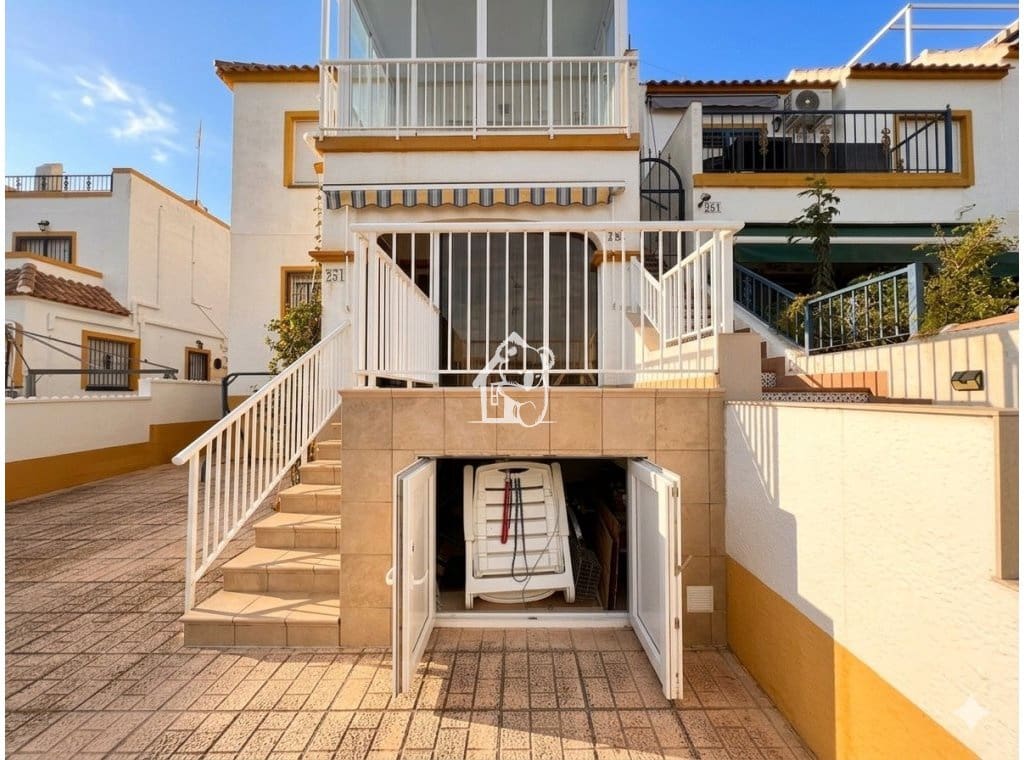3 soverom Villa til leie i La Florida - € 1 000 (Ref: 9819731)