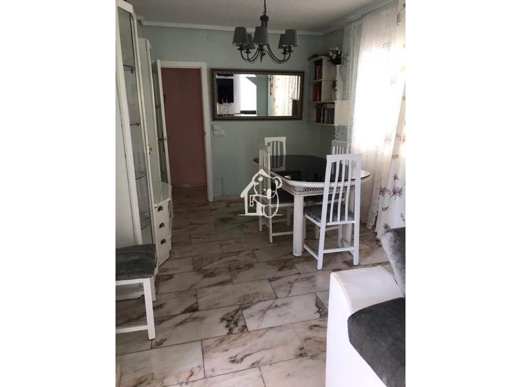 3 quarto Moradia para arrendar em Torrevieja com piscina - 2 800 € (Ref: 9819732)