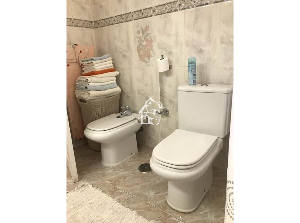 3 quarto Moradia para arrendar em Torrevieja com piscina - 2 800 € (Ref: 9819732)