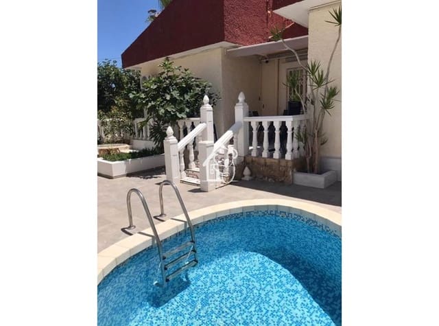 3 quarto Moradia para arrendar em Los Frutales, Torrevieja com piscina - 2 800 € (Ref: 9819732)