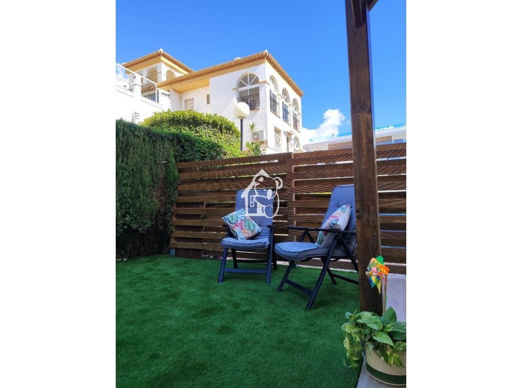 3 soverom Leilighet til leie i Playa Flamenca med garasje - € 1 200 (Ref: 9821829)