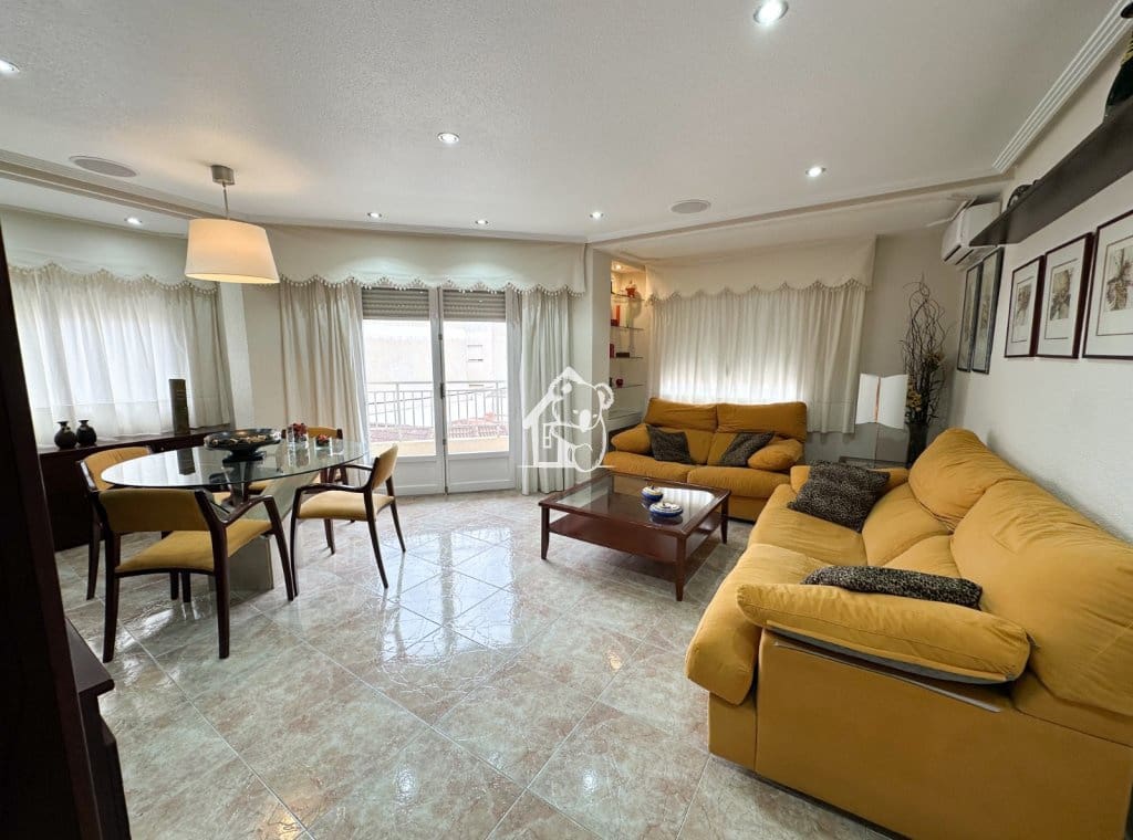 3 bedroom Apartment for rent in Rojales - € 900 (Ref: 9824345)