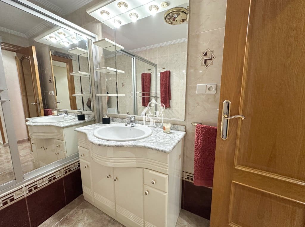 3 bedroom Apartment for rent in Rojales - € 900 (Ref: 9824345)