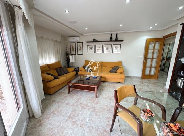 3 soverom Leilighet til leie i Rojales - € 900 (Ref: 9824345)