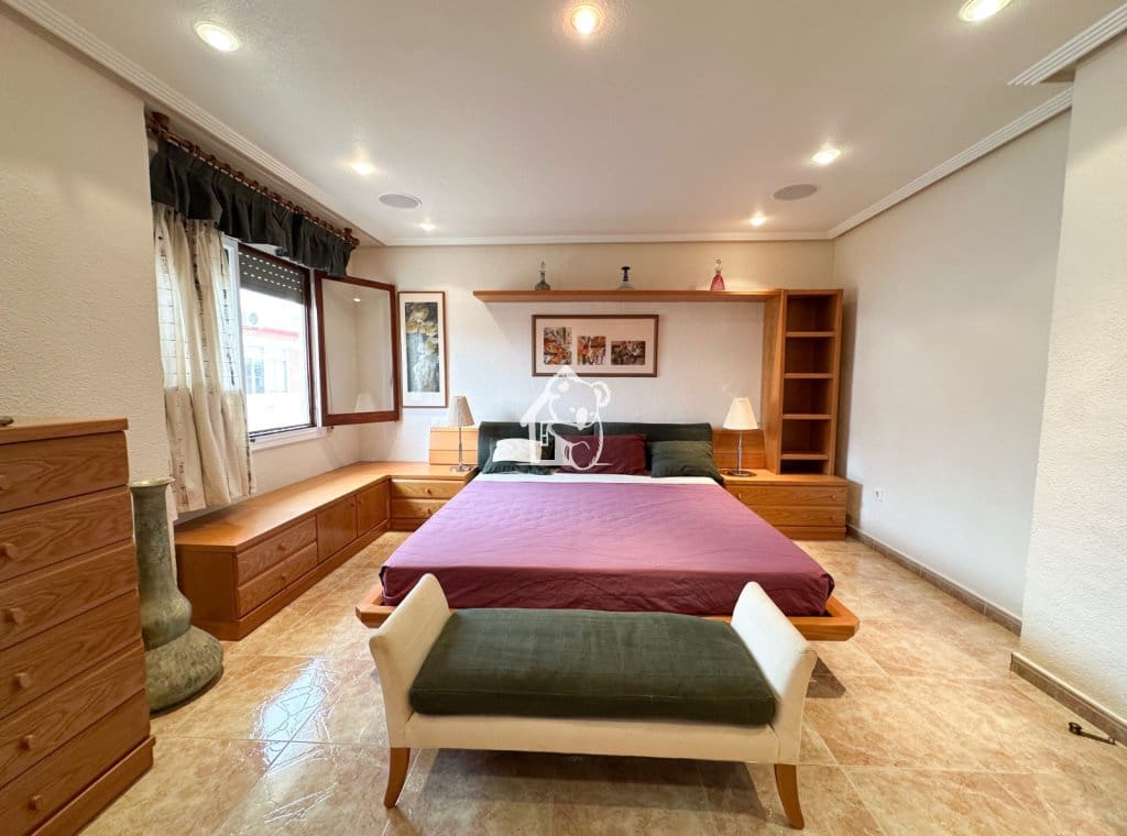3 bedroom Apartment for rent in Rojales - € 900 (Ref: 9824345)