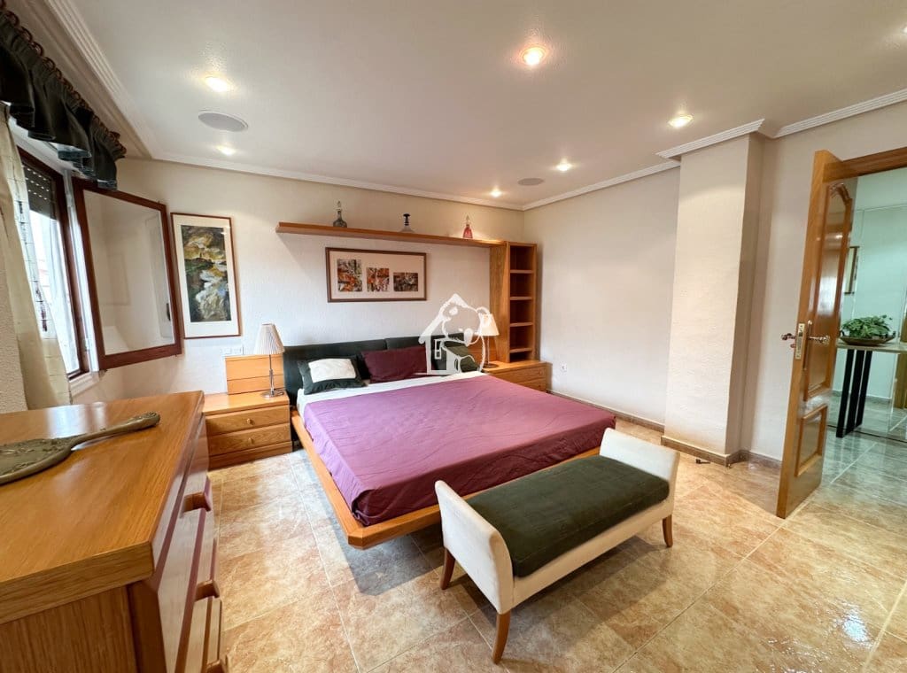 3 bedroom Apartment for rent in Rojales - € 900 (Ref: 9824345)