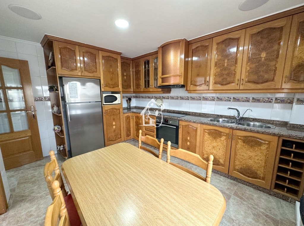 3 bedroom Apartment for rent in Rojales - € 900 (Ref: 9824345)