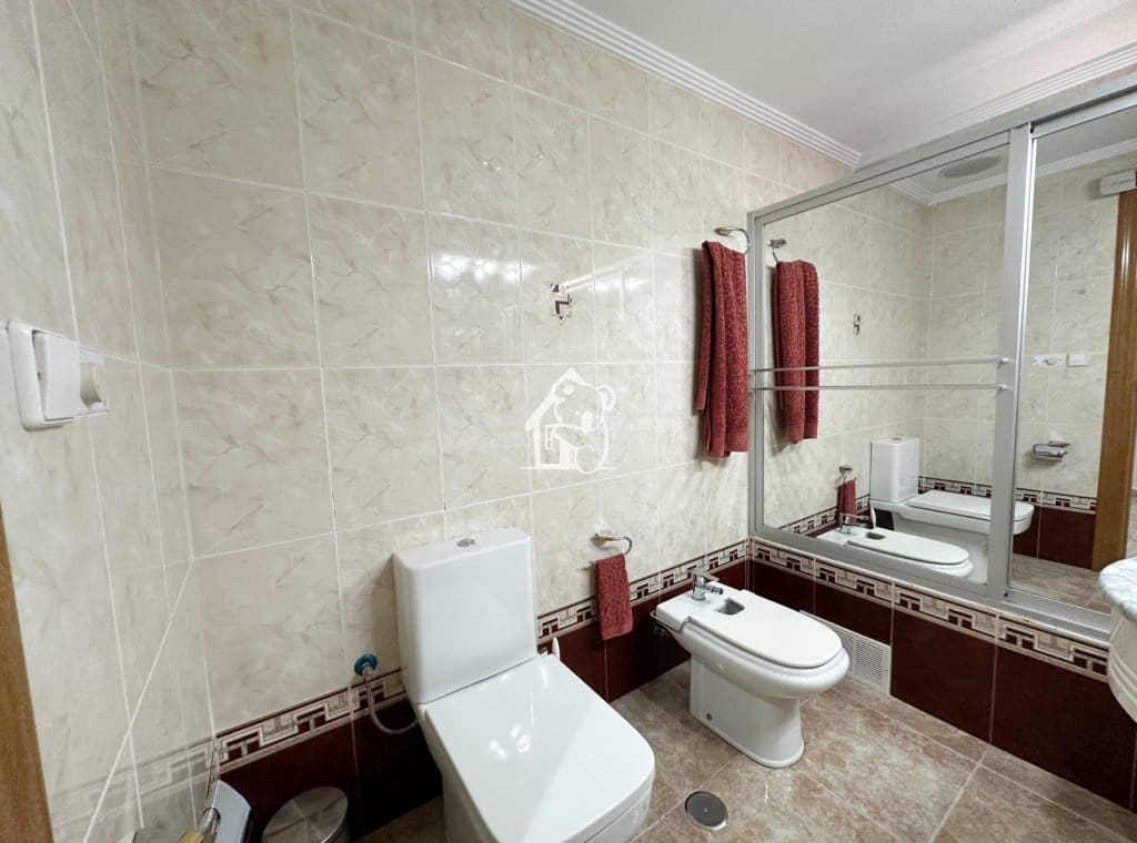 3 bedroom Apartment for rent in Rojales - € 900 (Ref: 9824345)