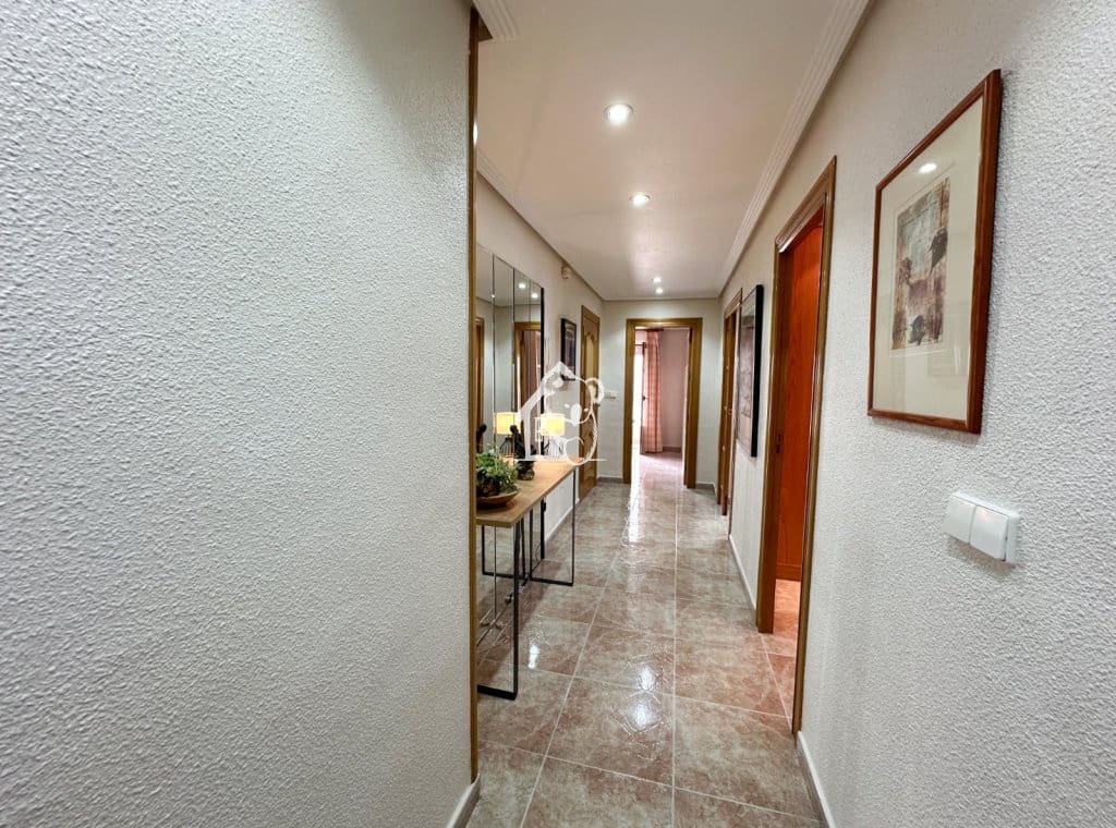 3 bedroom Apartment for rent in Rojales - € 900 (Ref: 9824345)